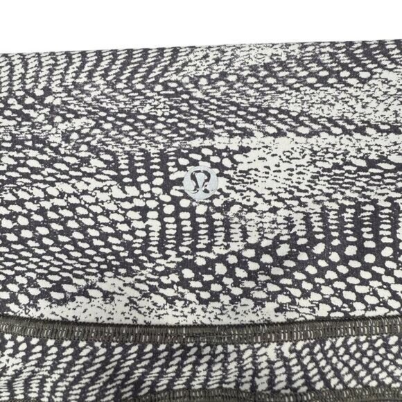 Lululemon In Movement Crop 19" In Swerve Vapor Metal Grey Size 4 - Picture 8 of 8